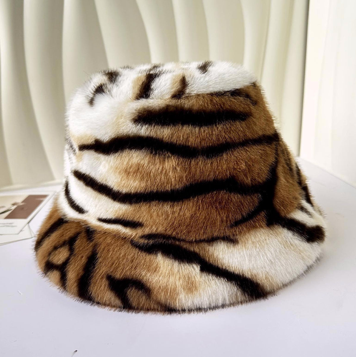 Fuzzy Tiger Stripe Bucket Hat for Cold Weather - Khaki - 1
