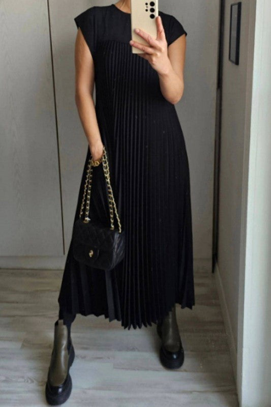 Pleated A Line Cap Sleeve Maxi Dress - black