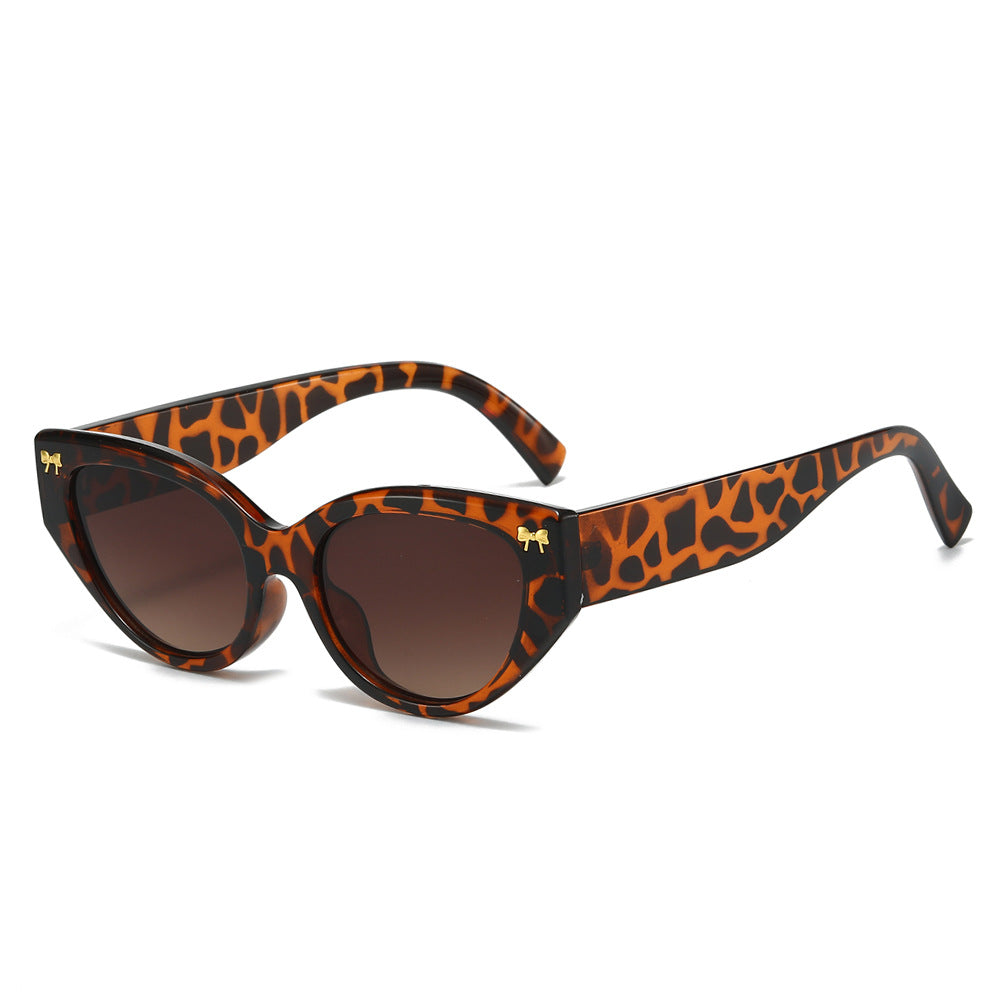 Cat Eye Sunglasses With Bow Detail - Leopard