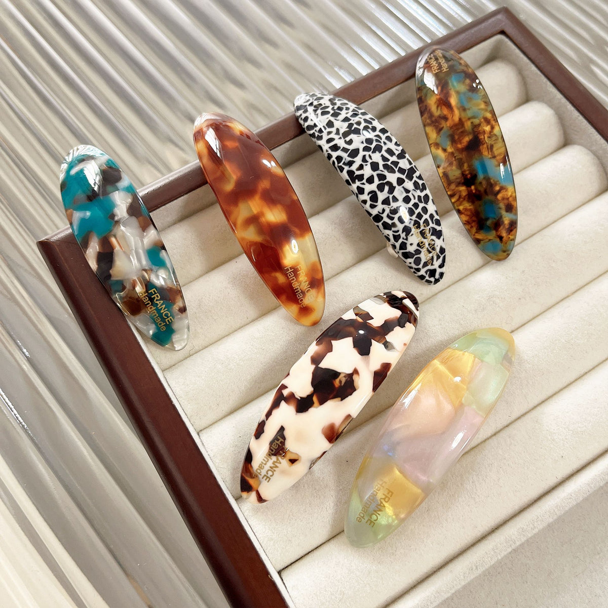 Marbled Acetate Oval Snap Hairpin - view 2