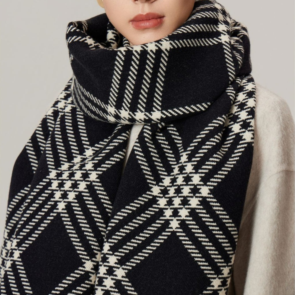 Oversized Check Blanket Scarf With Fringe - Black - 2