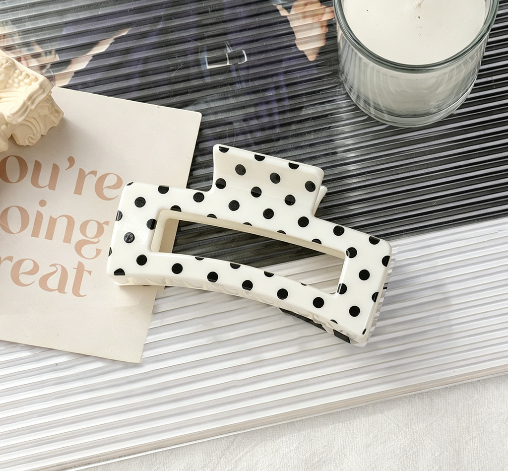 Retro Dot Hair Claw Clip in Three Shapes - Spuare_01