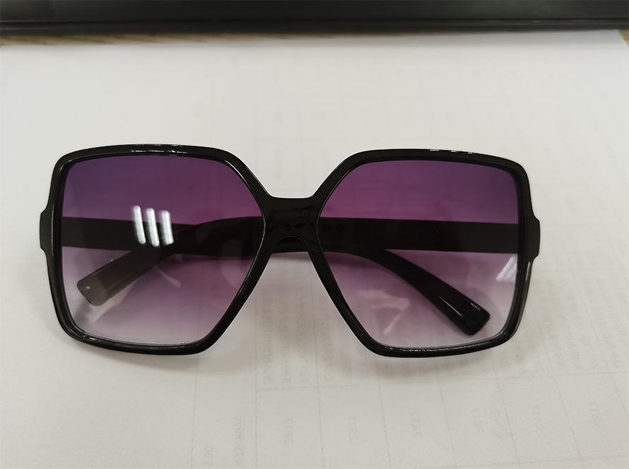 Oversized Square Frame Gradient Sunglasses - C7