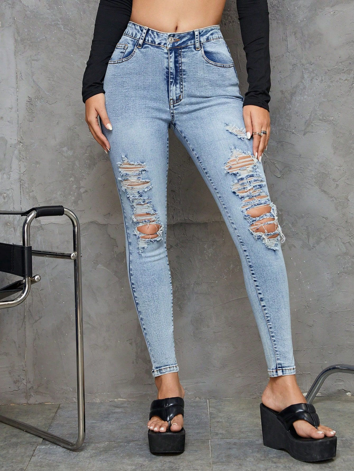 Light Wash Ripped High Rise Skinny Jeans - Blue - 2
