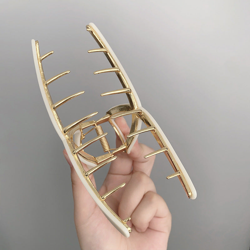 Oversized Crossover Hair Claw Clip - view 3