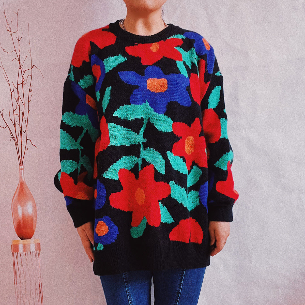 Bold Floral Jacquard Crewneck Sweater - Black - 2