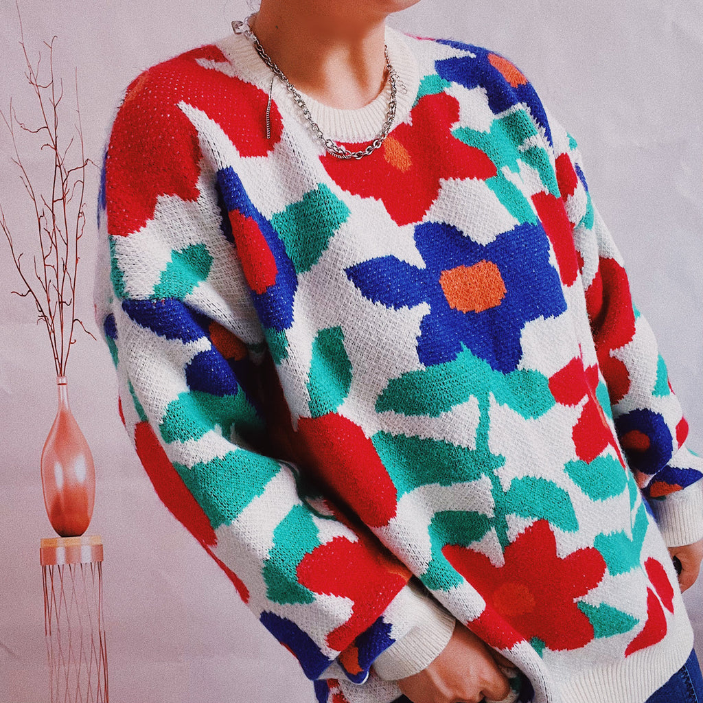 Bold Floral Jacquard Crewneck Sweater - White - 6