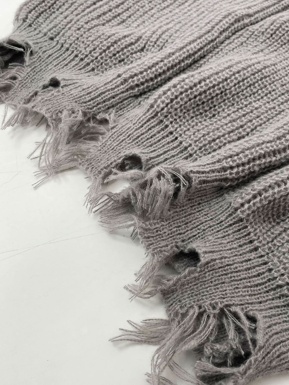 Distressed Fringe Hem Loose Knit Sweater - Grey - 2