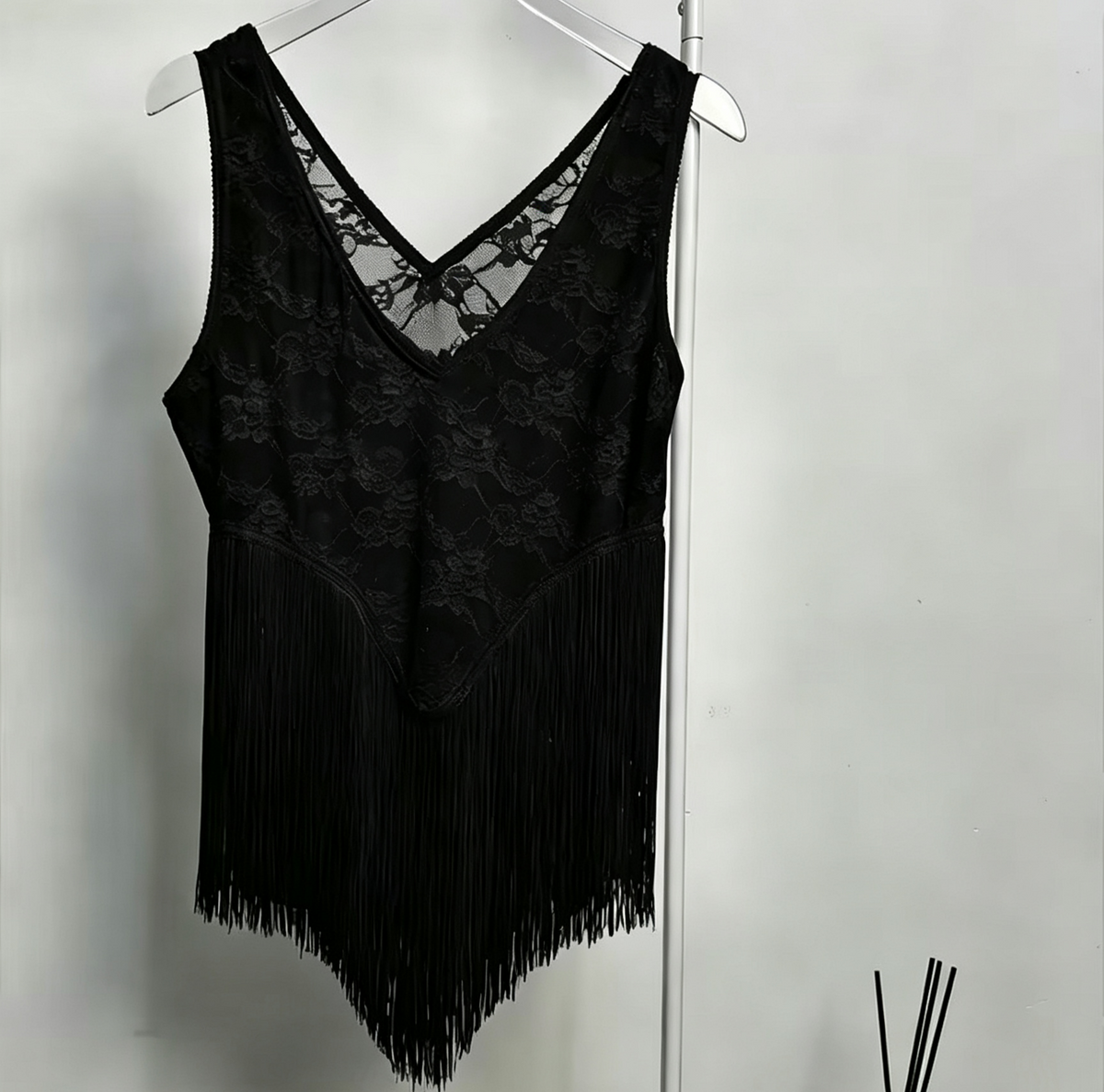 Fringe Hem Floral Lace Tank Top - Black - 1