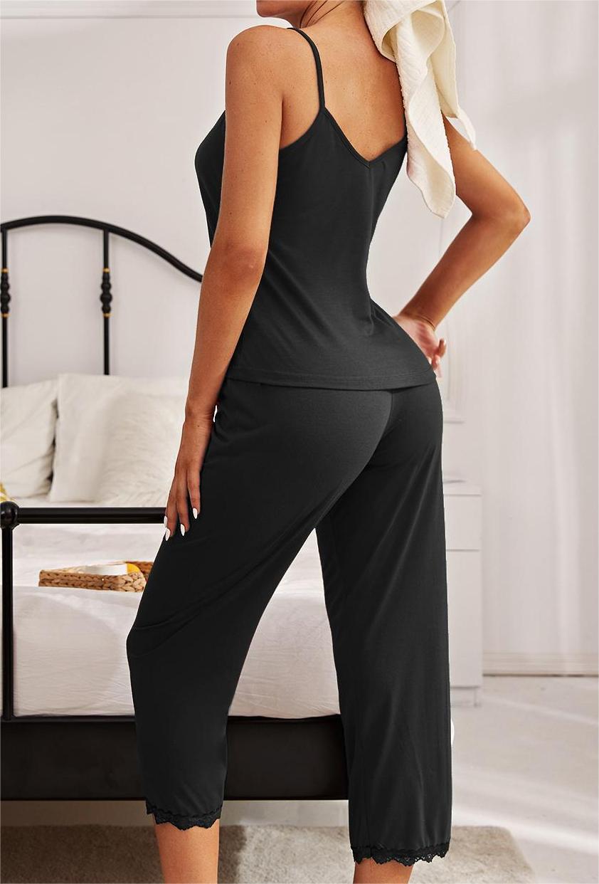 Lace Hem Cami and Capri Pants Pajama Set - Black