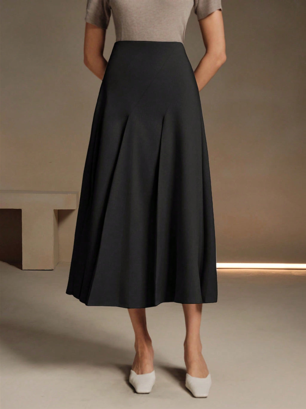 High Waist Pleated A Line Midi Skirt - Black