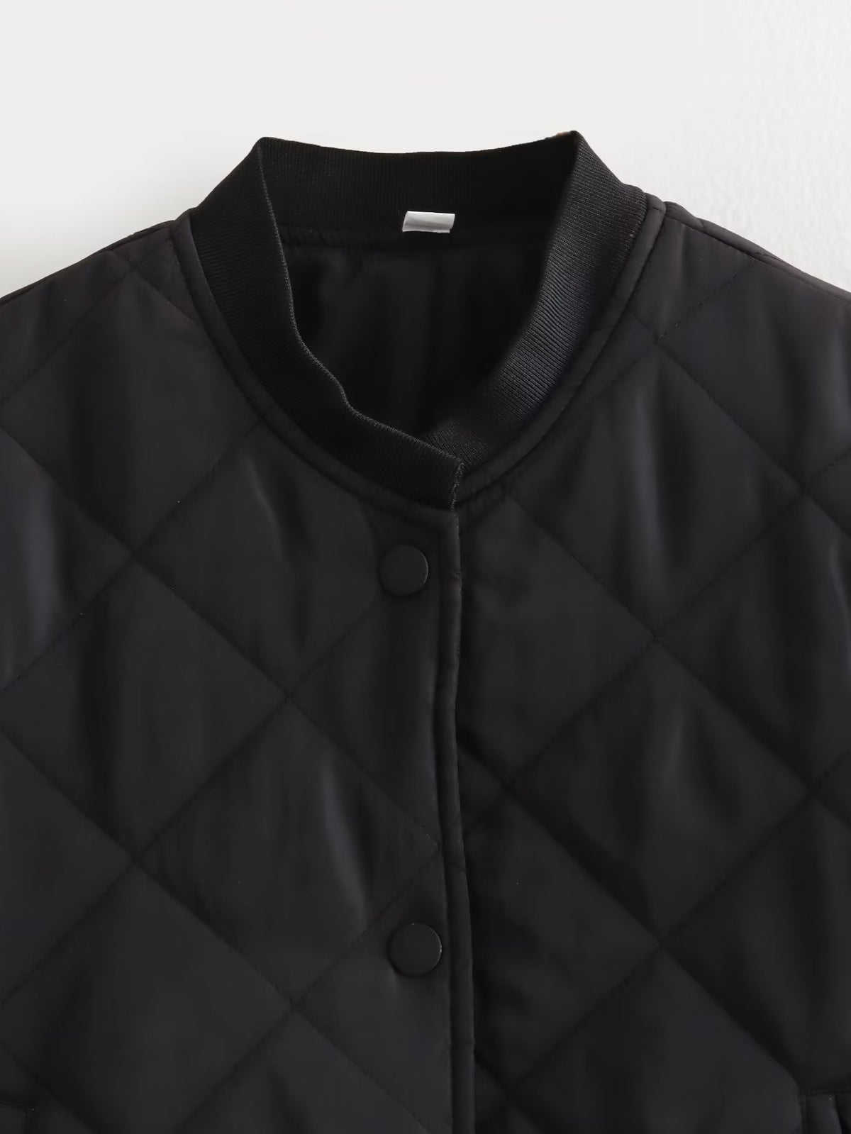 Diamond Quilted Snap Front Cropped Bomber Jacket - Black - 10