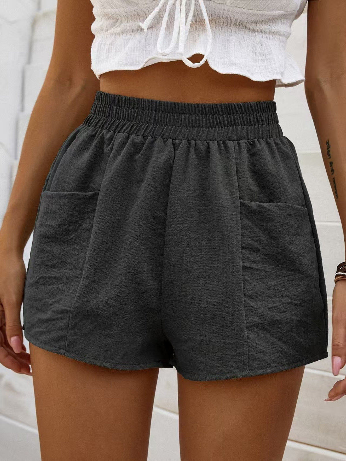 High Waist Elastic Pocket Casual Shorts - Black
