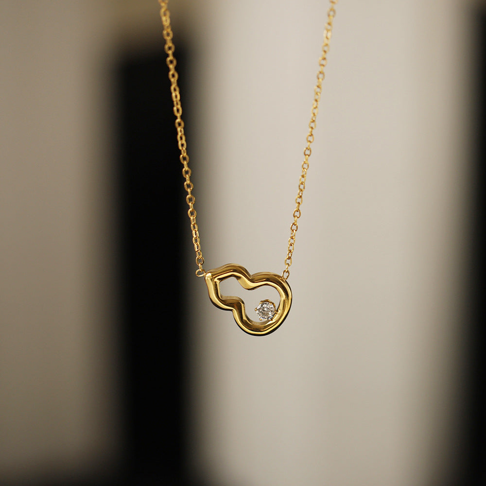 Petite Calabash Charm Chain Necklace - Gold - 3