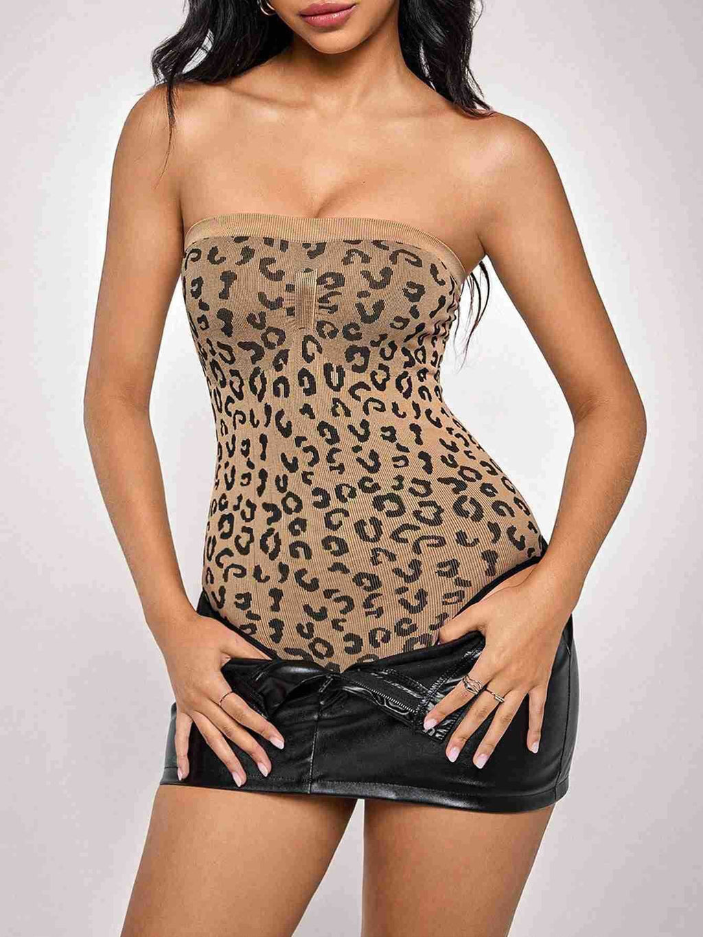 Seamless Strapless Ruched Bust Shaping Bodysuit