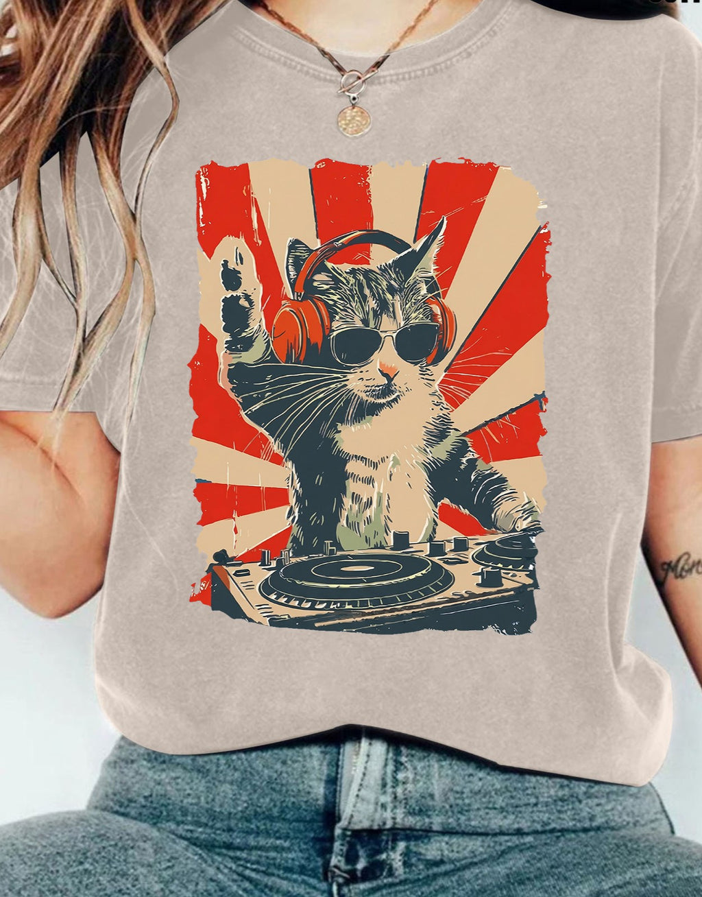 Vintage Wash DJ Cat Graphic T-Shirt - Khaki