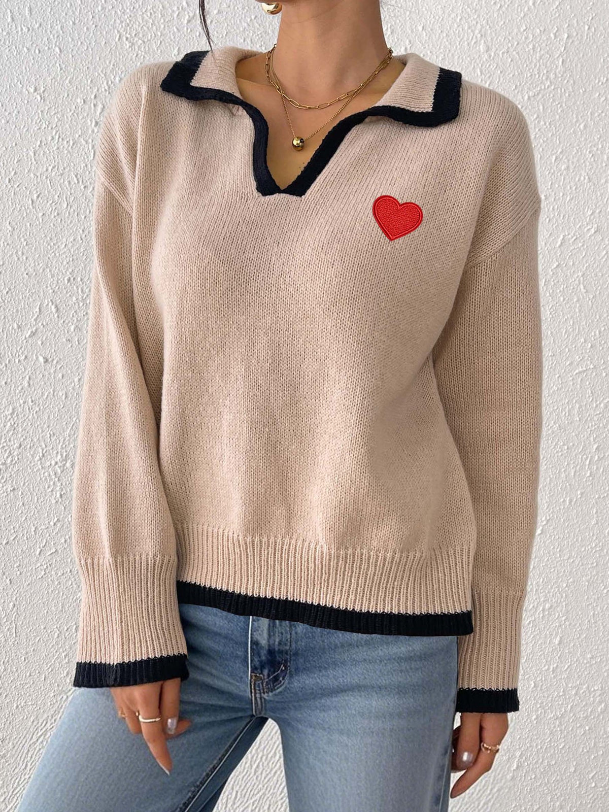 Contrast Tipped Collar Heart Knit Sweater - Khaki - 1