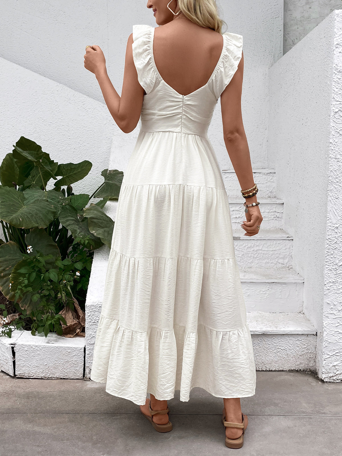 Plunge Neck Tiered Sleeveless Maxi Dress - White - 4