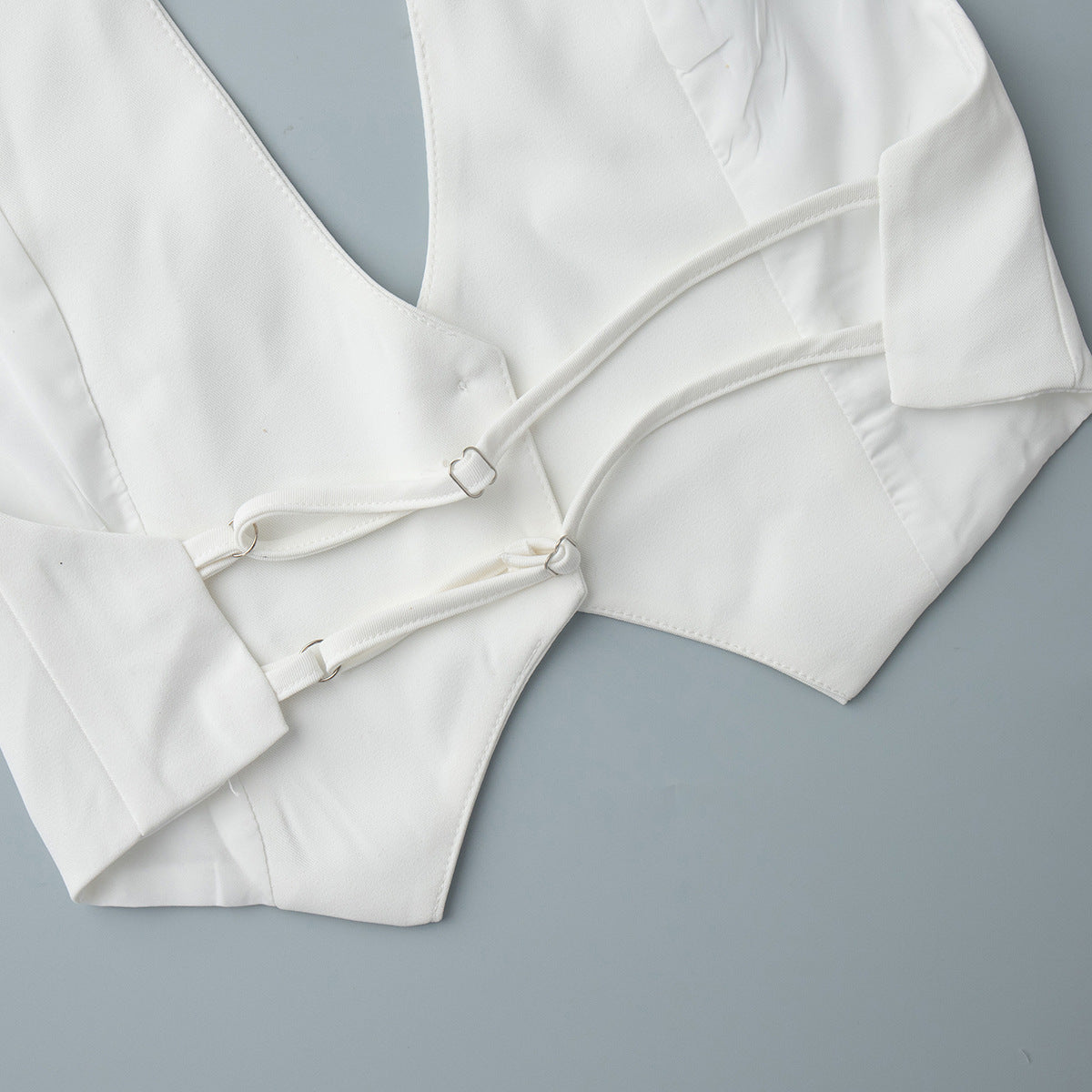Plunging Halter Neck Cropped Tank Top - White - 3