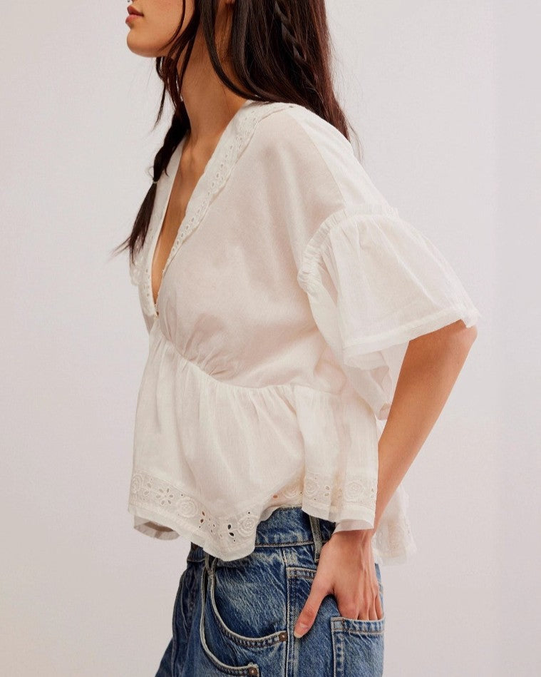 Eyelet Ruffle Collar Flutter Sleeve Top - Rose-Red - 3