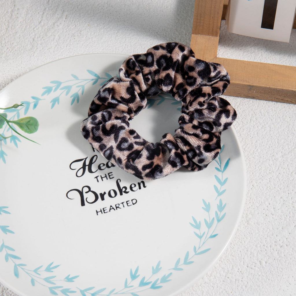 Soft Flannel Leopard Print Scrunchie - NO06