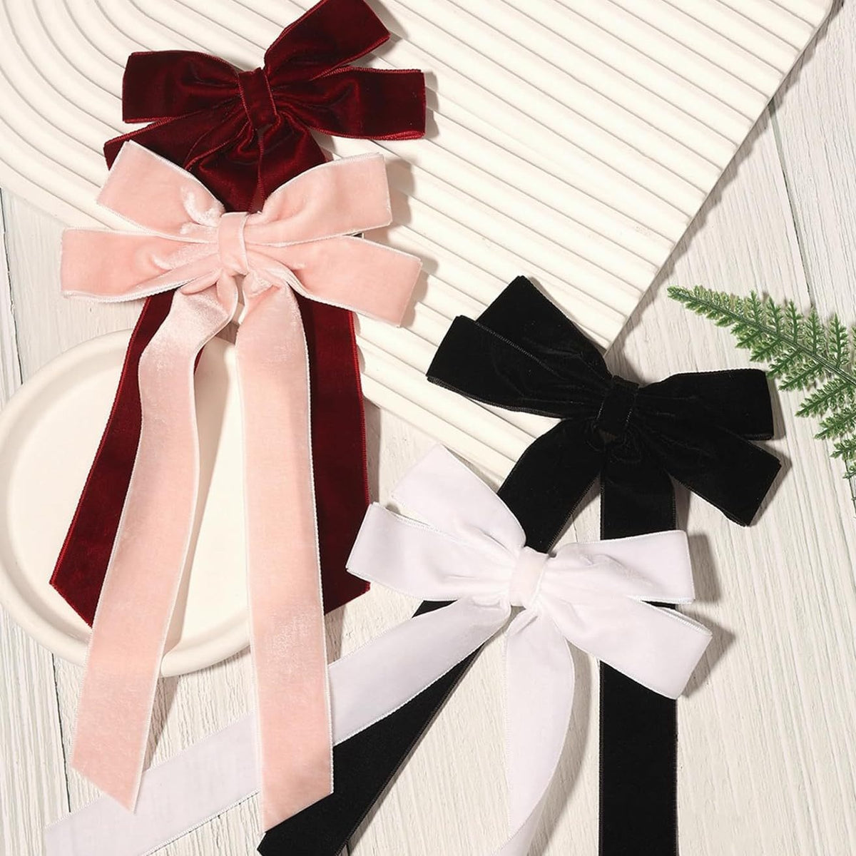 Velvet Ribbon Tail Bow Hair Clip