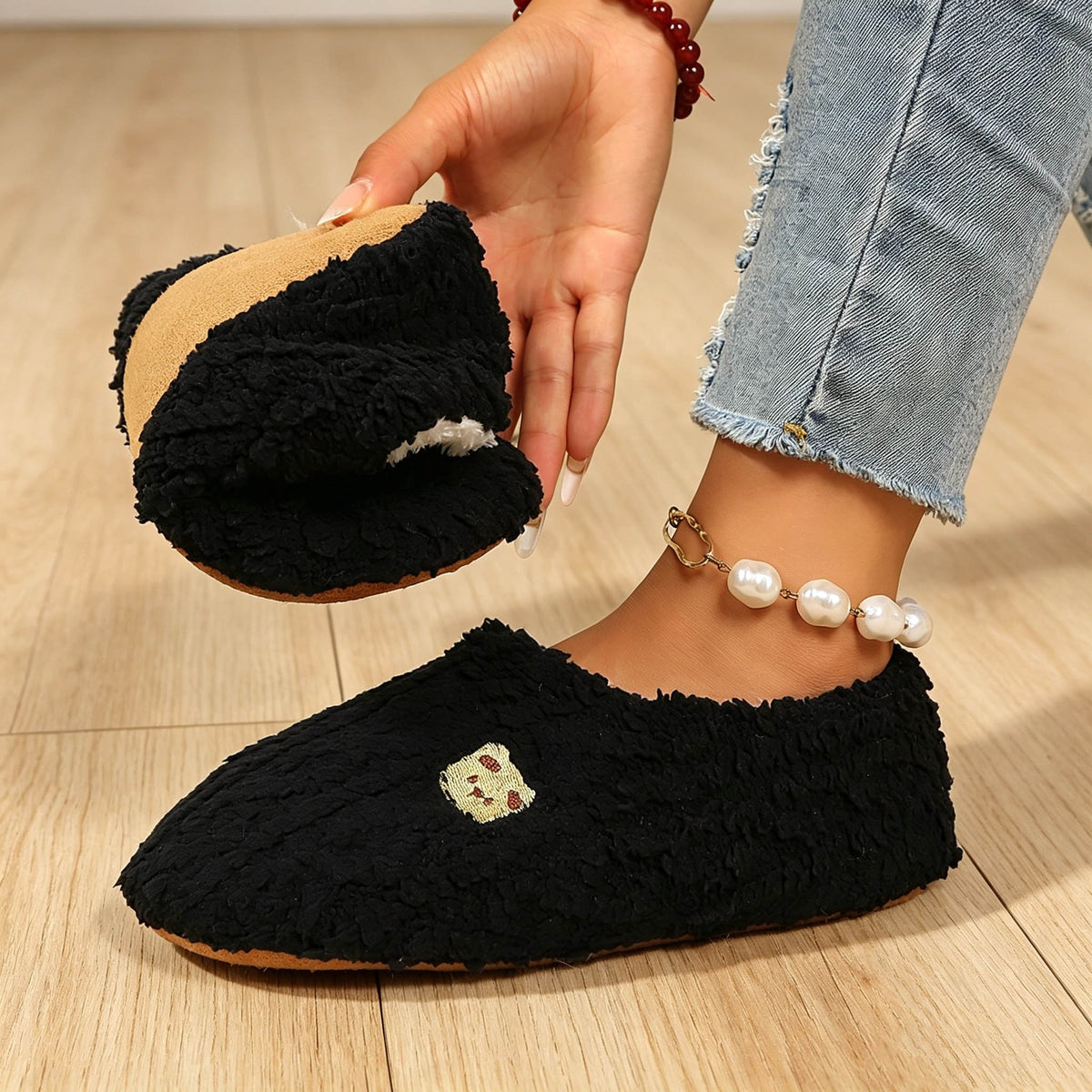 Cable Knit Sherpa Lined House Slippers