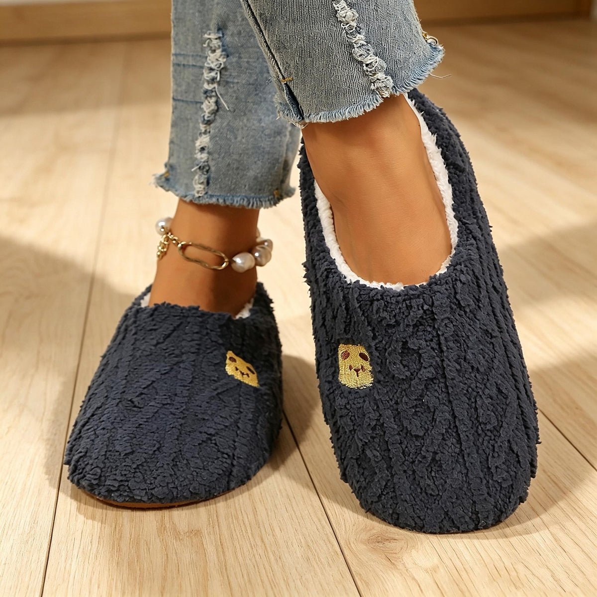 Cable Knit Sherpa Lined House Slippers