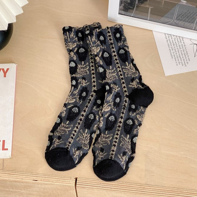 Embossed Vintage Floral Crew Socks - Black