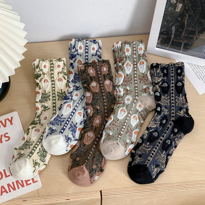 Embossed Vintage Floral Crew Socks - White