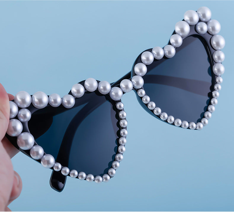 Pearl Trim Heart Shaped Sunglasses - Black - 2