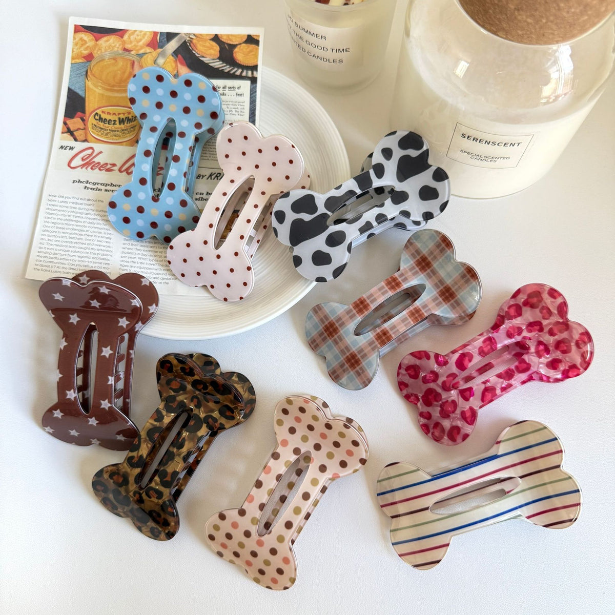Bone Shaped Hair Clip With Playful Prints - view 2