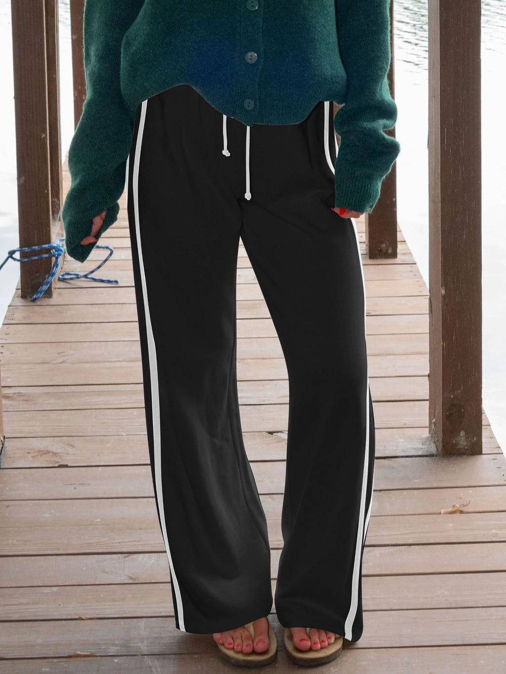 Contrast Side Stripe Wide Leg Joggers - Black