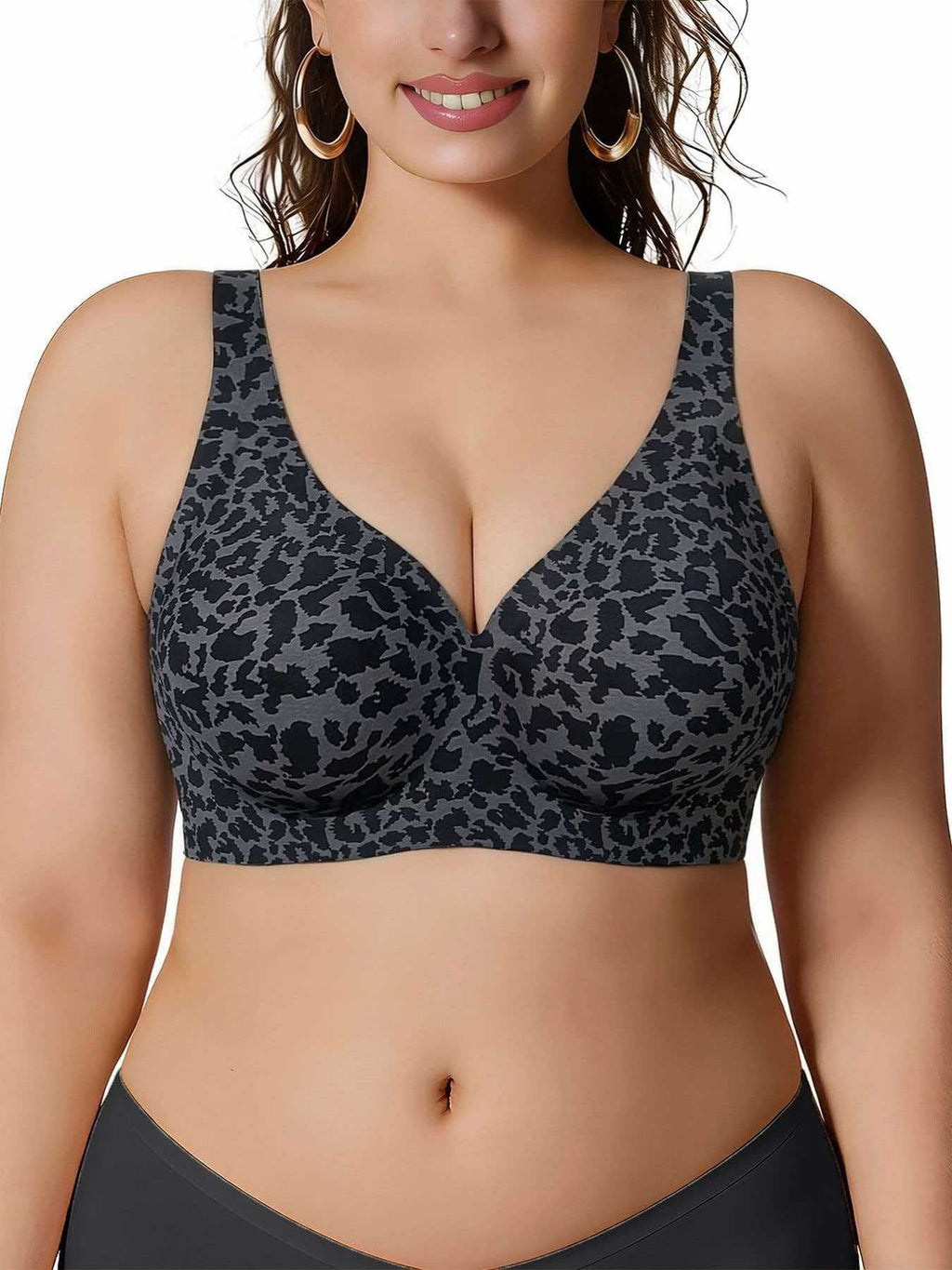 Seamless Smooth Wireless Deep V Molded Cup Bra