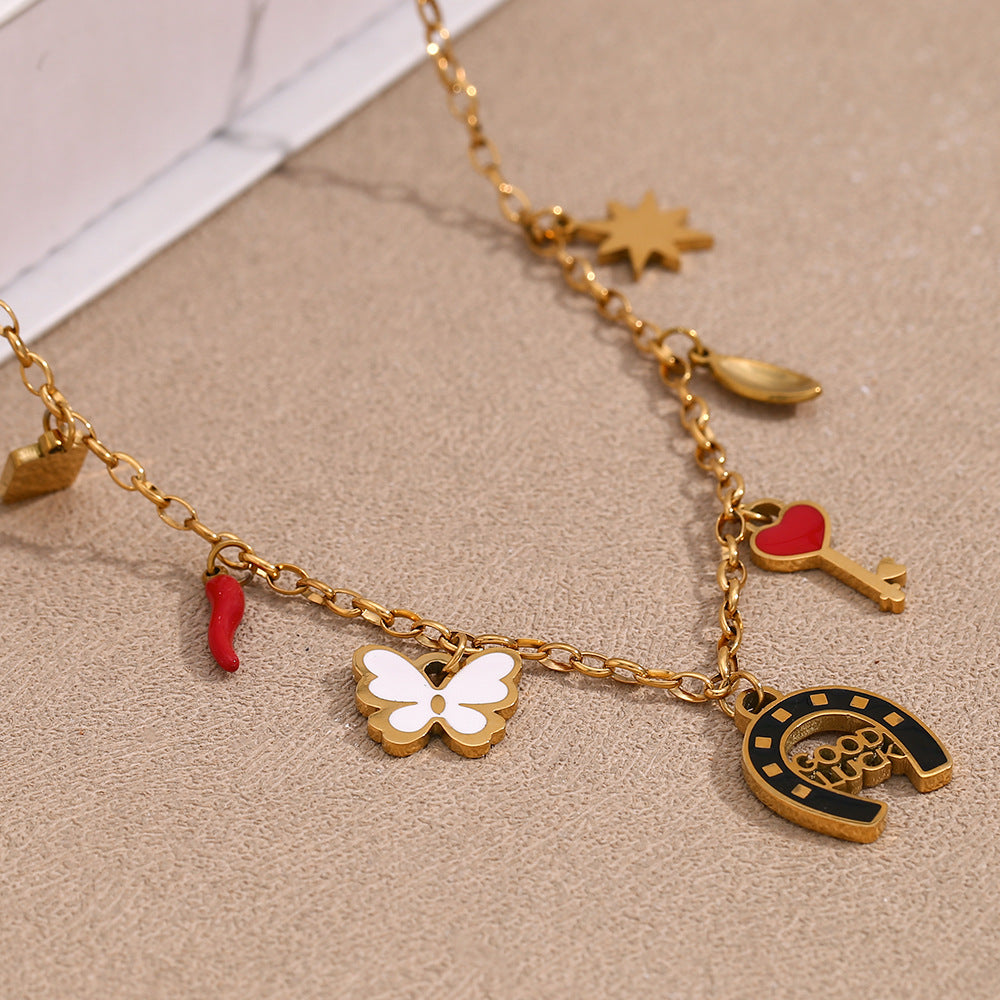 Lucky Horseshoe Charm Cluster Necklace - Gold - 5