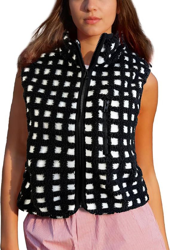 Gingham Sherpa Fleece Zip Up Jacket - Black