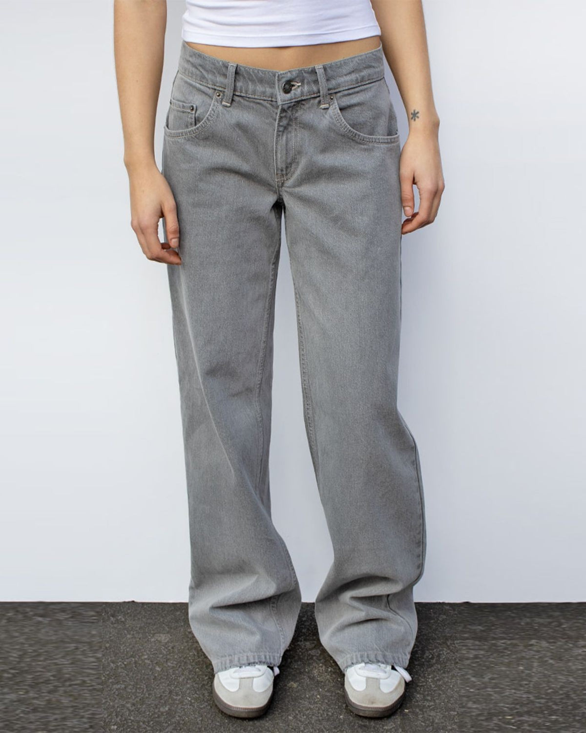 Vintage Wash Mid Rise Wide Leg Jeans - Light-Gray