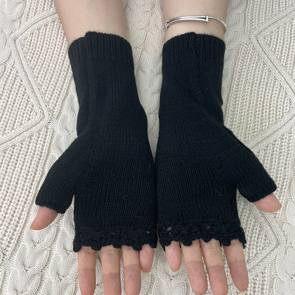 Berry Blossom Knit Arm Warmer Gloves - Black - 3