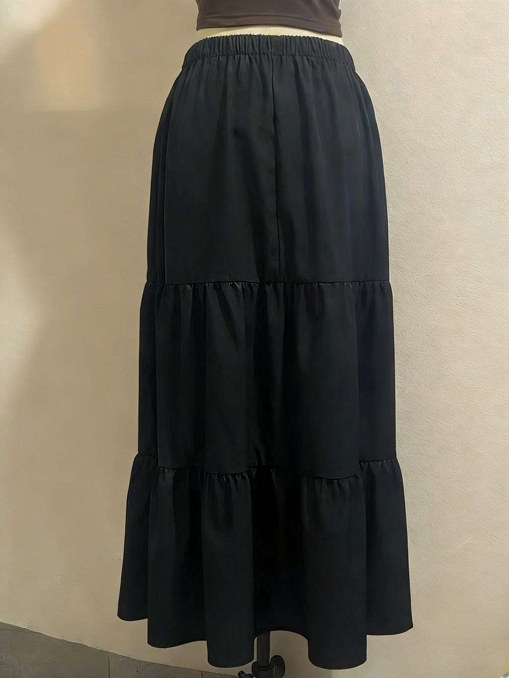 Tiered Maxi Skirt With Side Pockets - Black