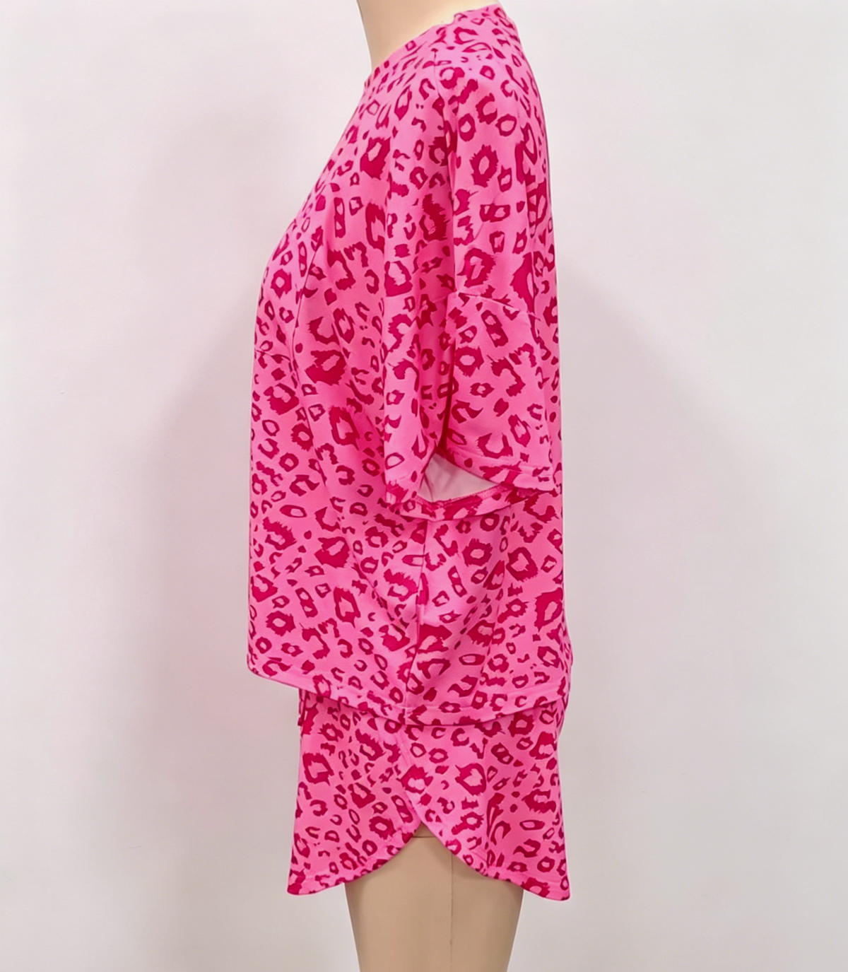 Printed Tee and Curved Hem Shorts Lounge Set - Rose_red - 3