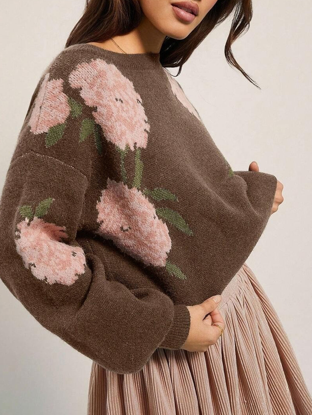 Hydrangea Floral Crew Neck Knit Sweater - Pink
