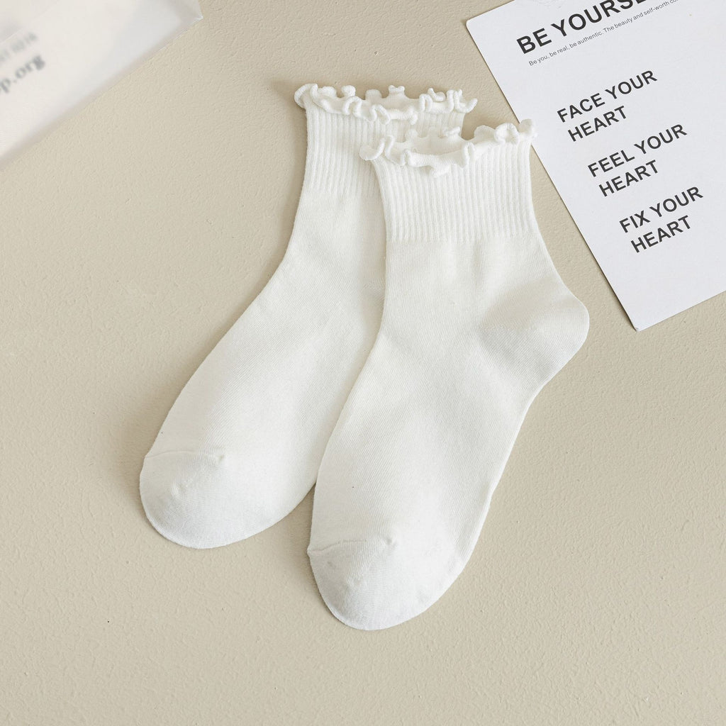 Ribbed Ruffle Cuff Ankle Socks - White