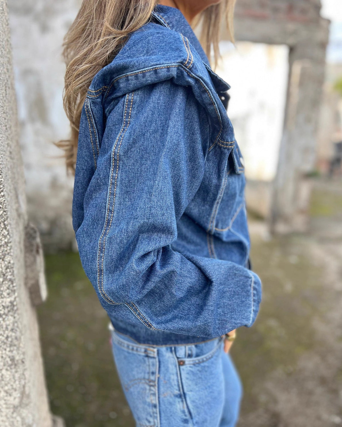 Structured Shoulder Classic Denim Trucker Jacket - Blue - 3