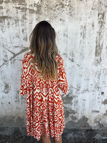 Ikat Print Split Neck Tiered Midi Dress - Rust - 5