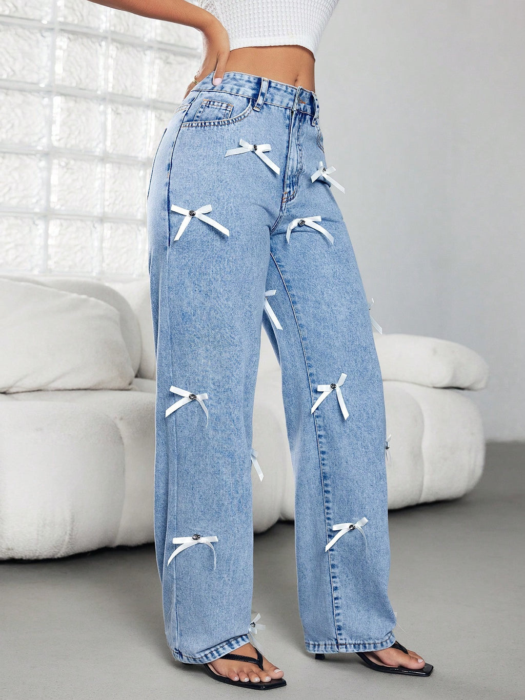 Bow Applique High Waist Wide Leg Jeans - Blue - 2