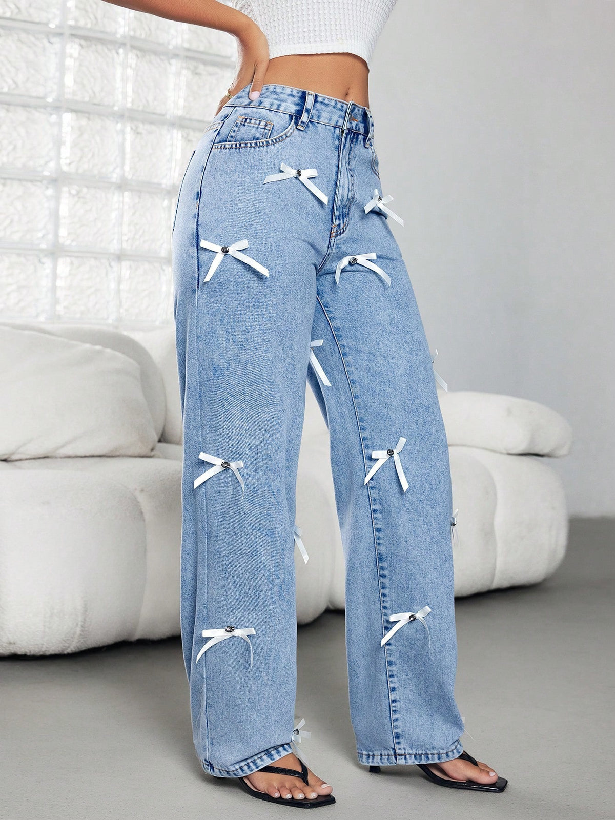 Bow Applique High Waist Wide Leg Jeans - Blue - 2