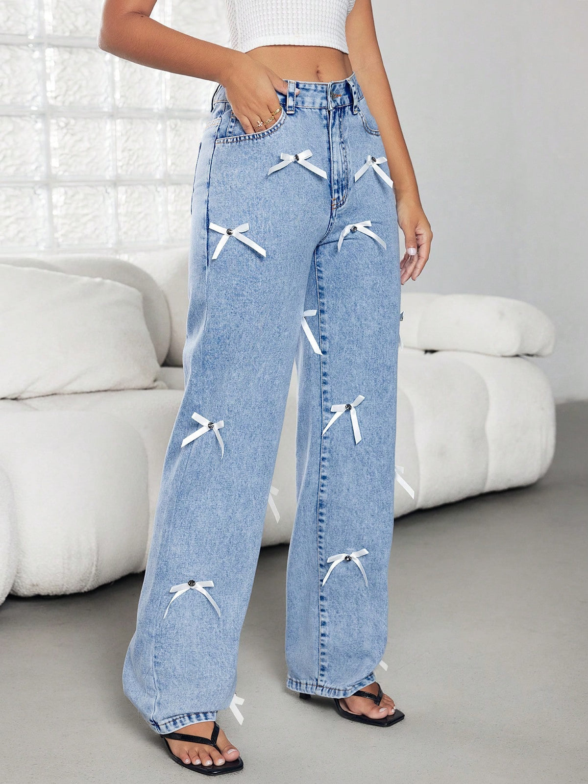 Bow Applique High Waist Wide Leg Jeans