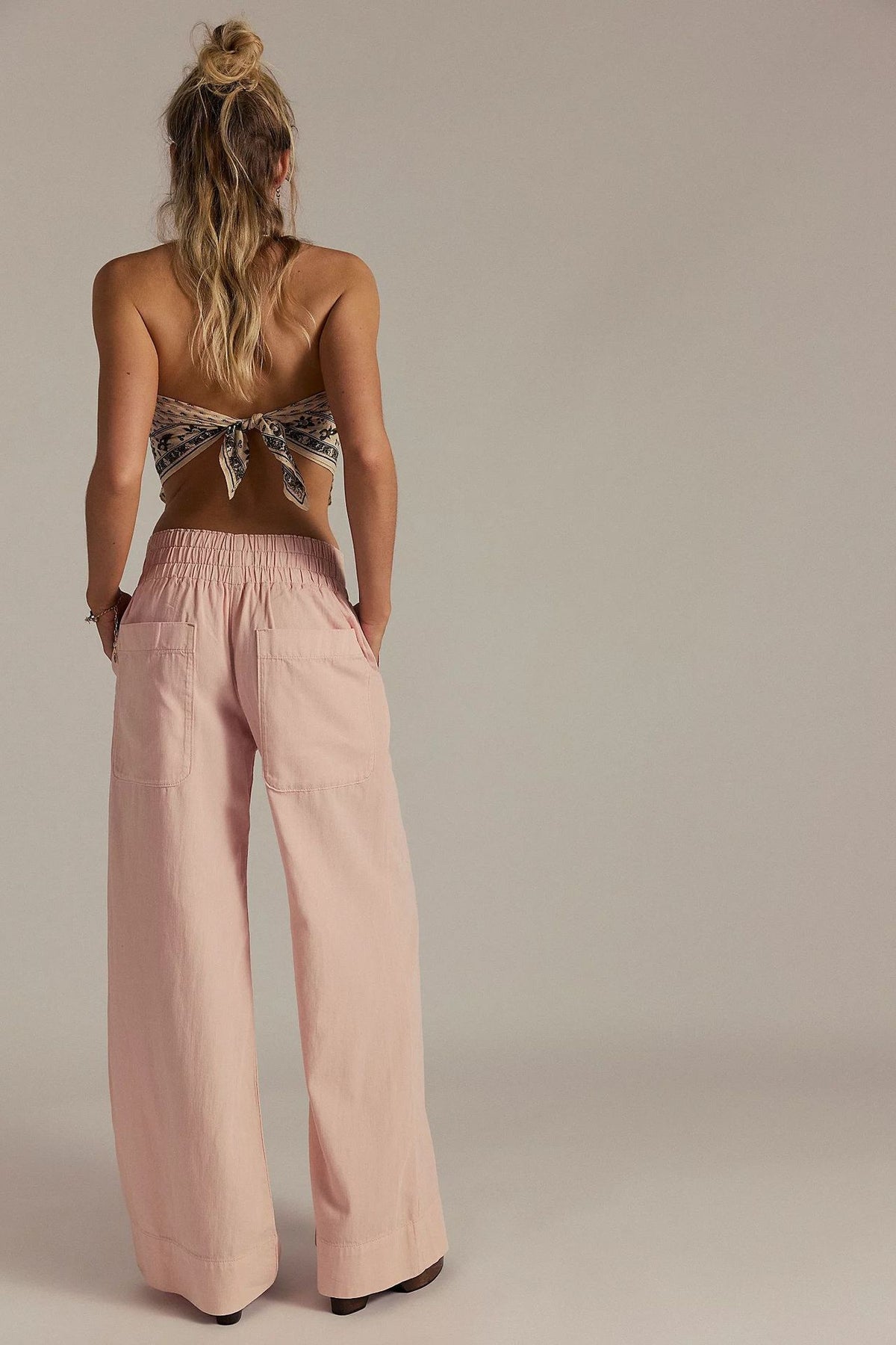 Low Rise Slouchy Wide Leg Pull On Jeans - Pink - 1