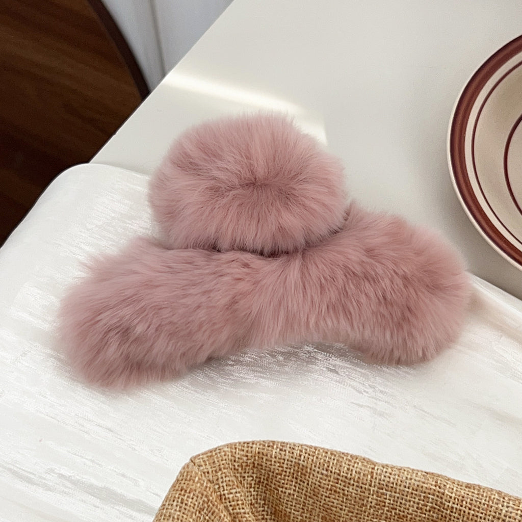 Oversized Fluffy Plush Claw Clip - Pink