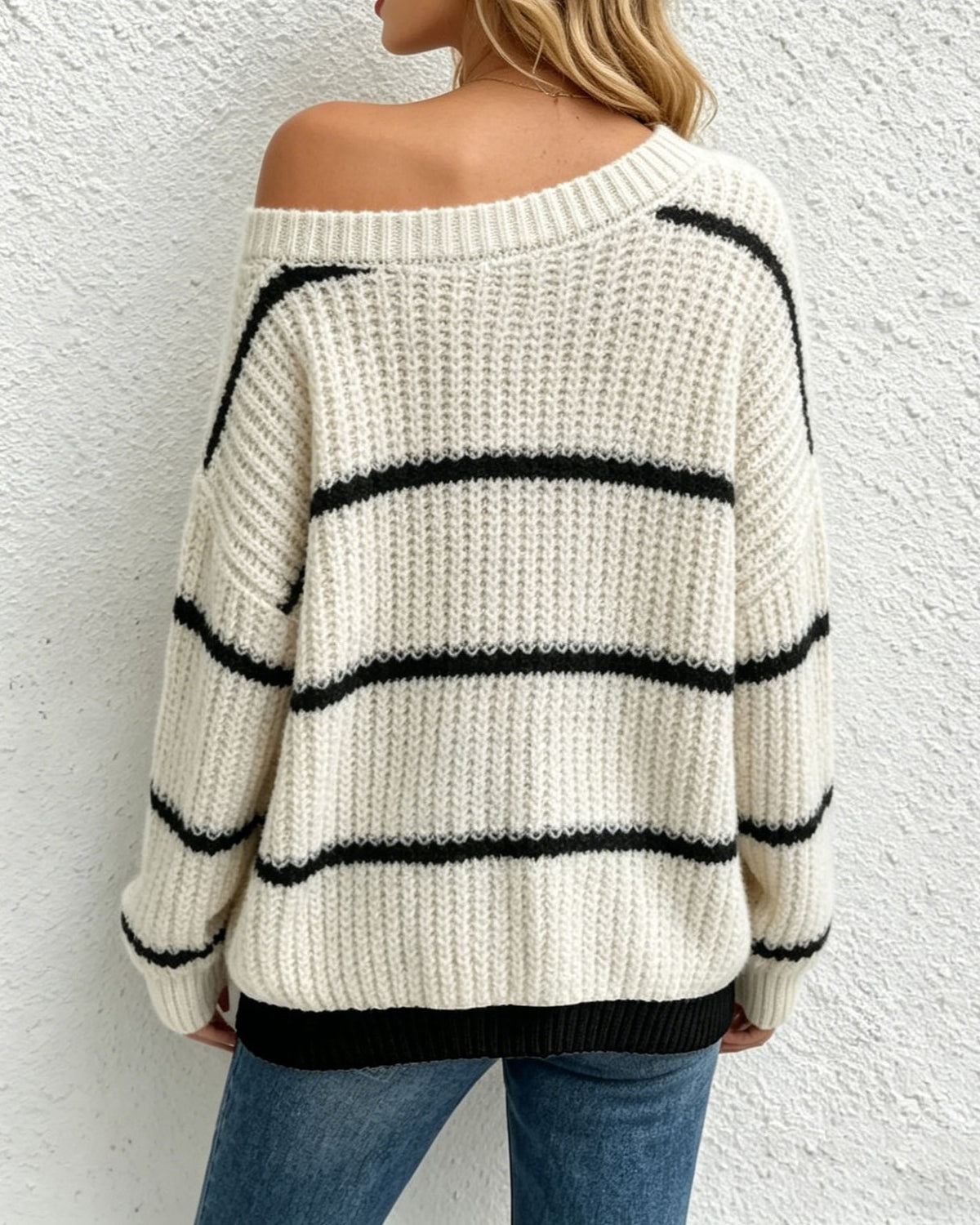 Slouchy Striped Ribbed Knit Sweater - Black - 1